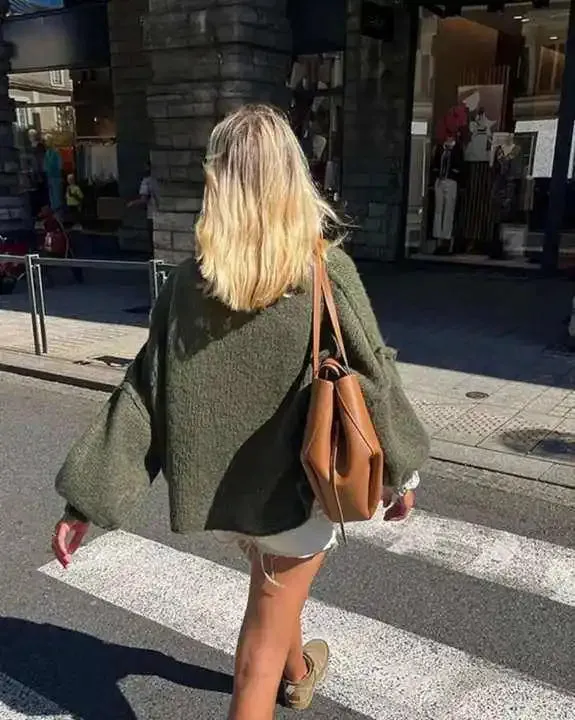 Annie | Fluffy Oversized Knitted Sweater