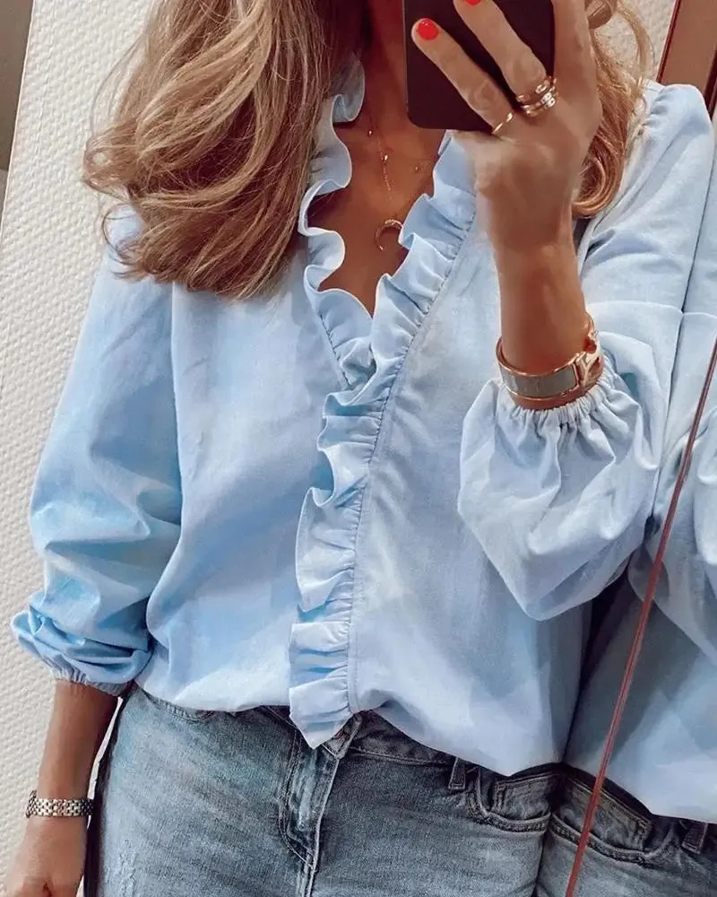 Charming Women's Ruffled V-Neck Top