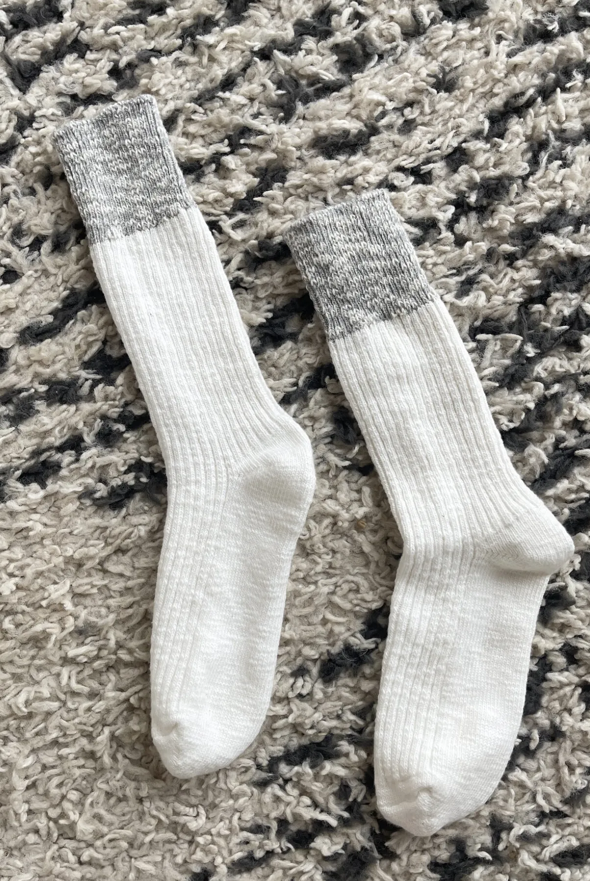Colour Block Cottage Socks - White Linen/ Heather Grey
