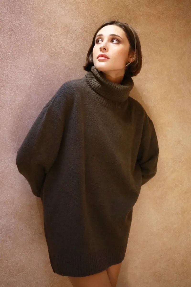 Dog Walker Chunky Cowl Sweater