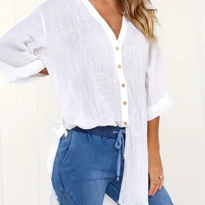 Emma - Casual blouse with short sleeves and solid-colored neckline