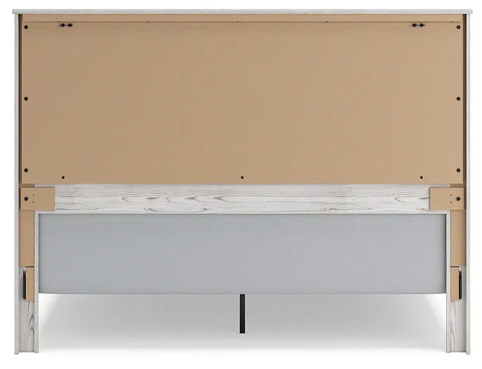 Gerridan King Panel Bed with Mirrored Dresser and Chest