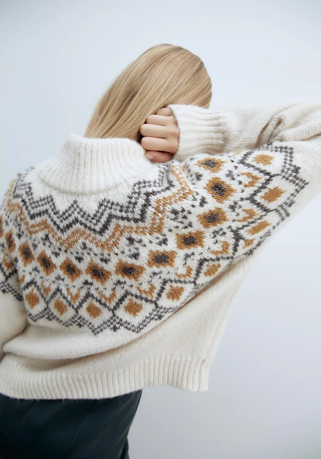 High-neck Alpine sweater - Ecru