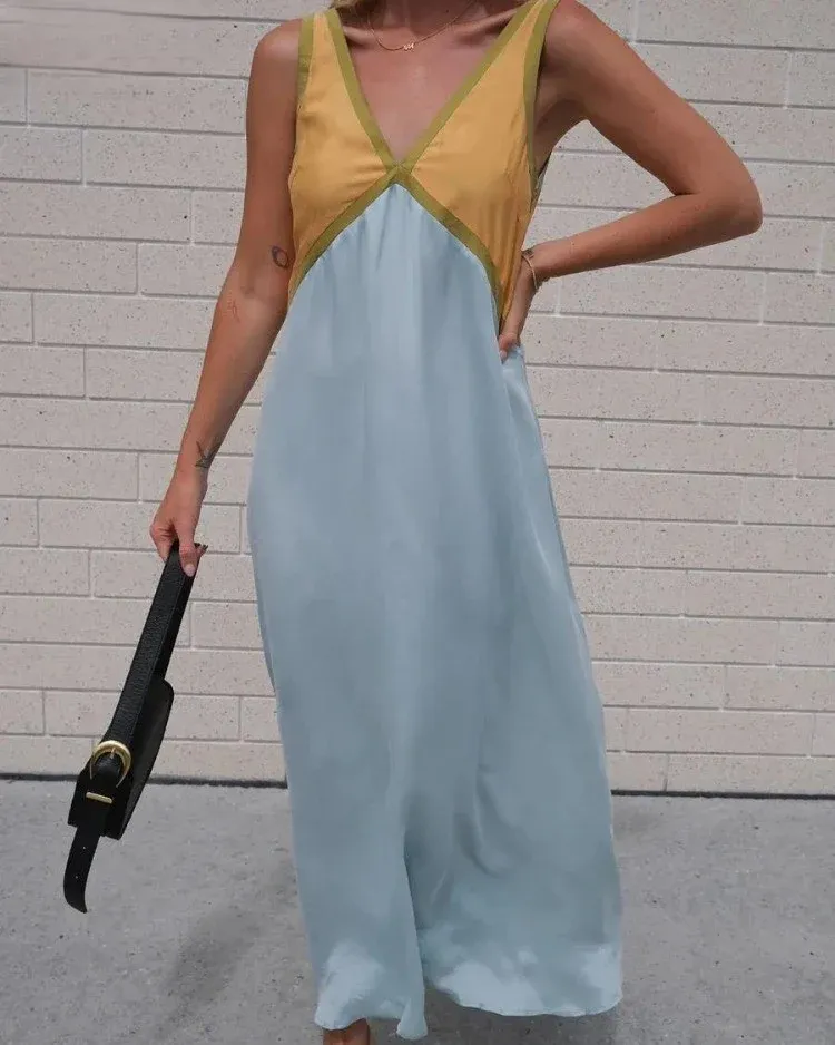 Jimena® | Relaxed V-Neck Dress