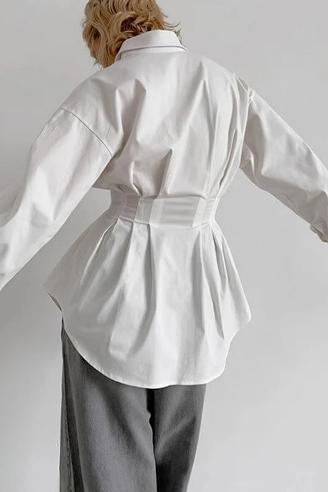 Kira - Chic and Versatile Woman's Long Sleeve Shirt