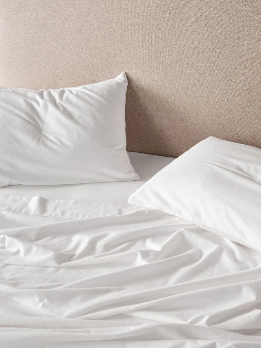 LINEN HOUSE FLANNELETTE WHITE PLAIN-DYED SHEET SET