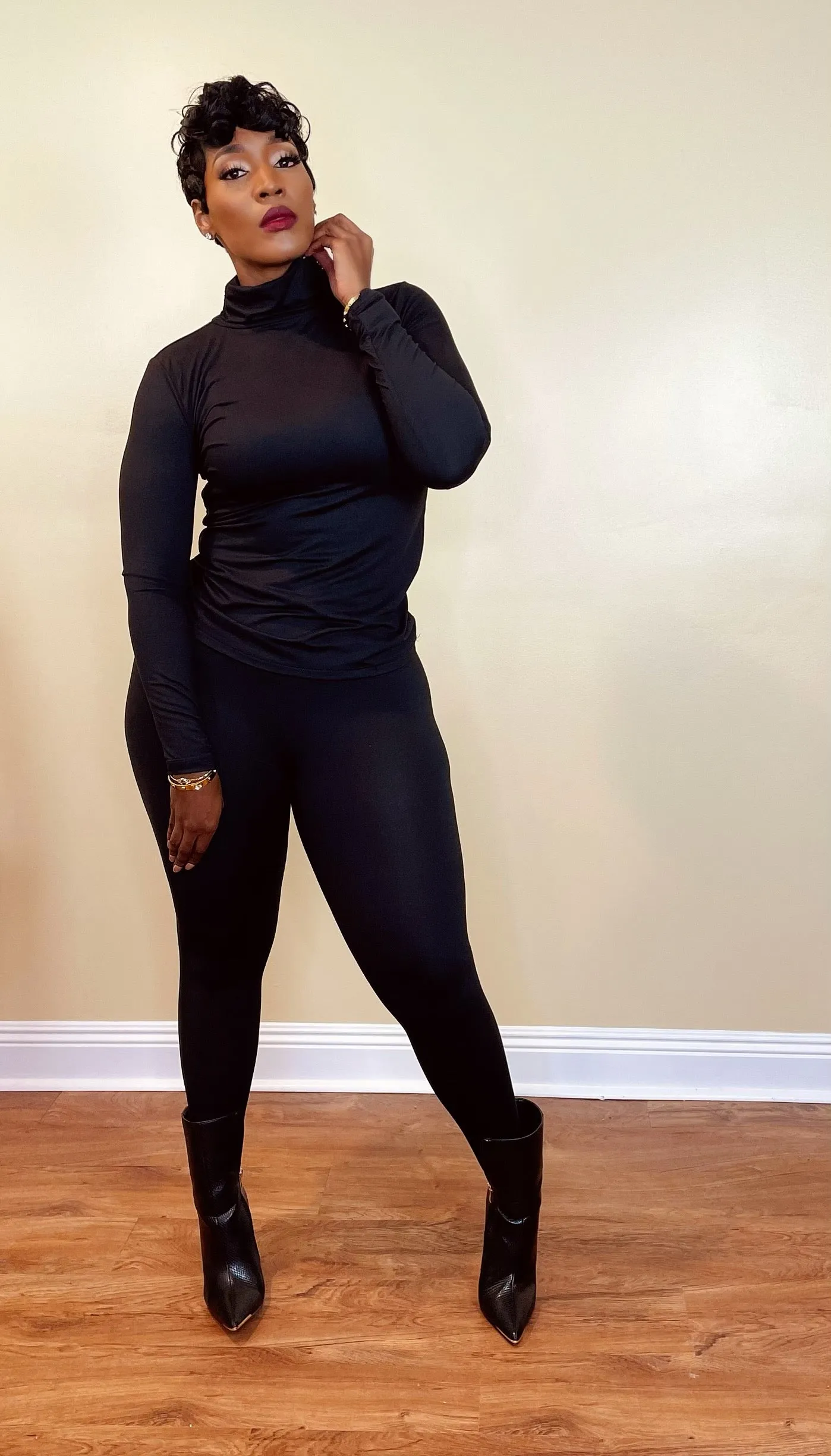 MOCK NECK SET (BLACK)