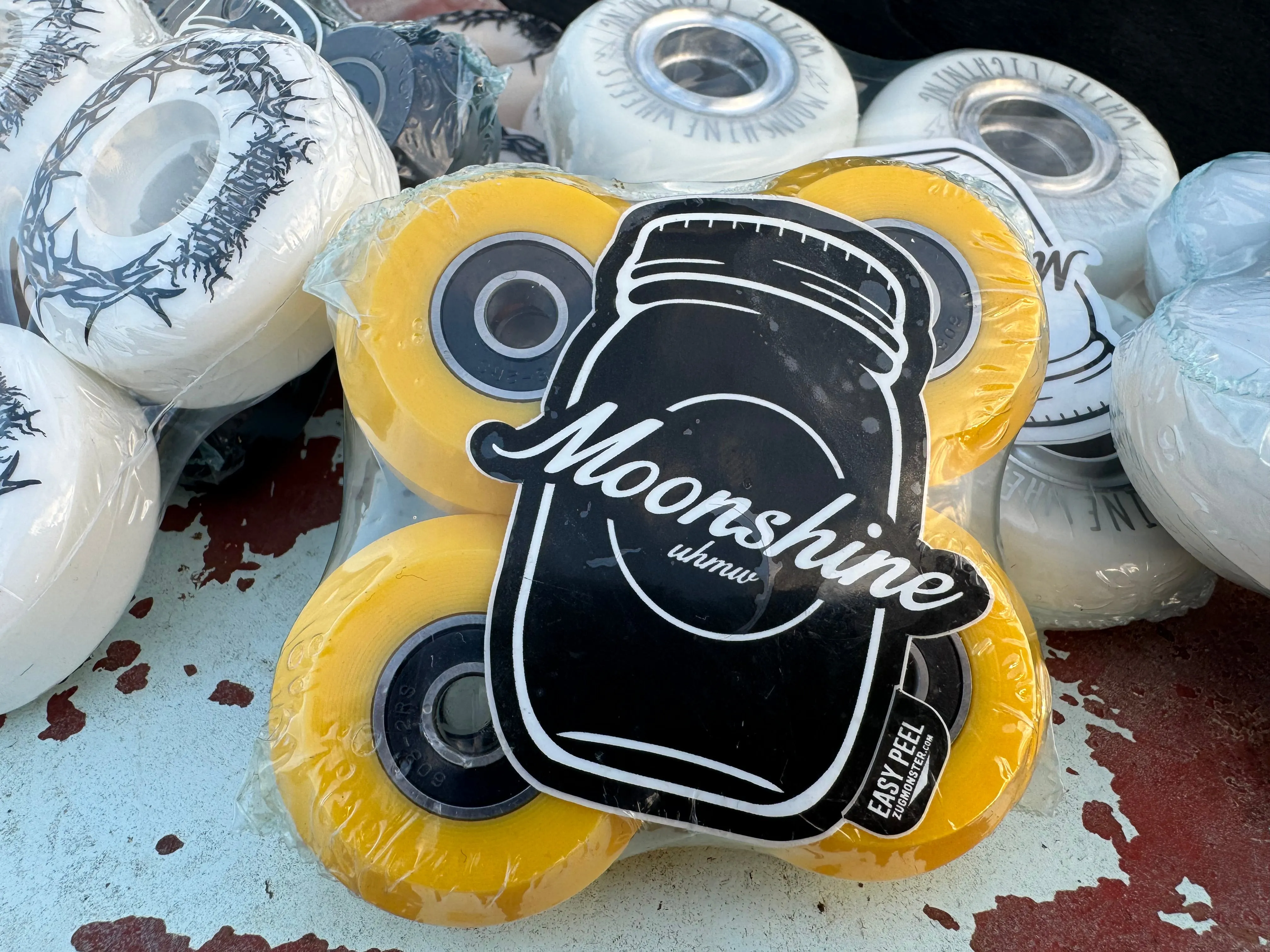 MOONSHINE - YELLOW - UHMW ANTI ROCKERS - 46mm