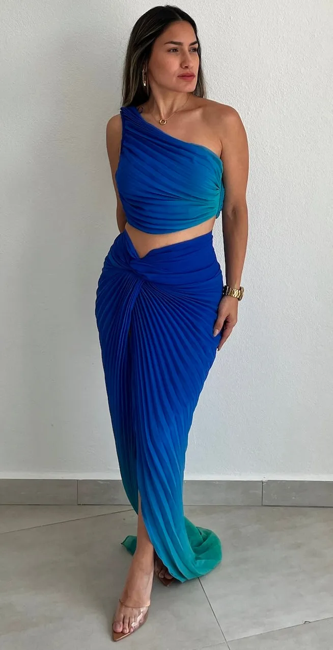Resort & Style Ombré Two-Piece Set