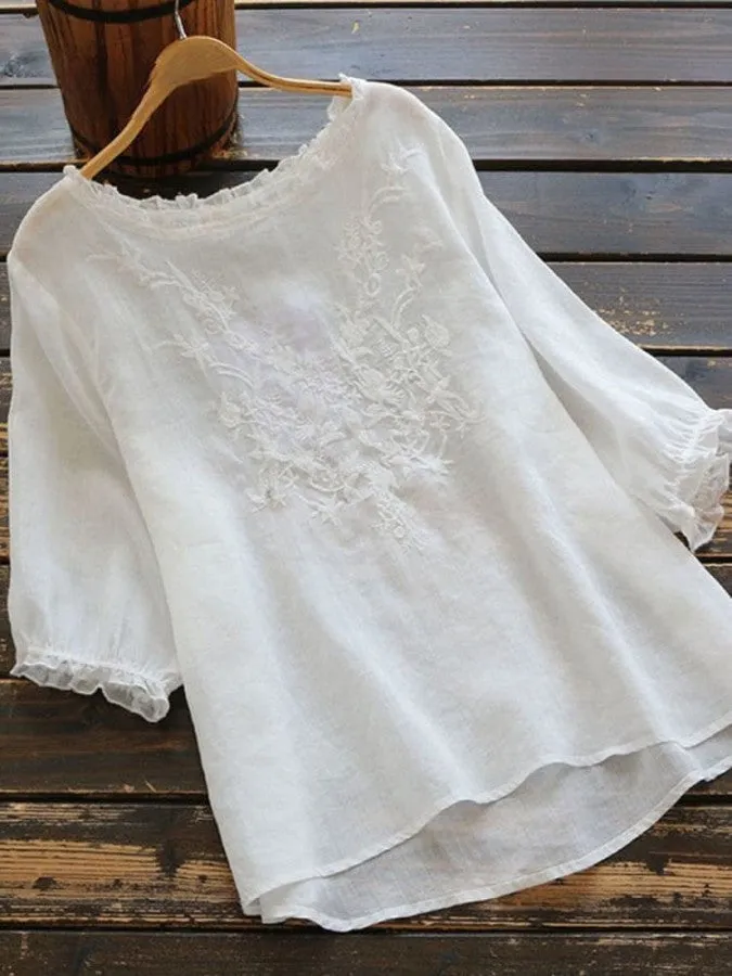 Roberta - Casual tank top with embroidery