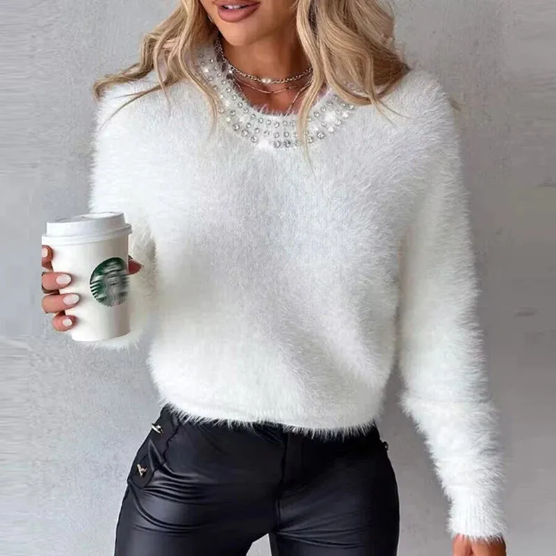 Short Knitted Women's Sweater with Beaded Faux Fur Collar