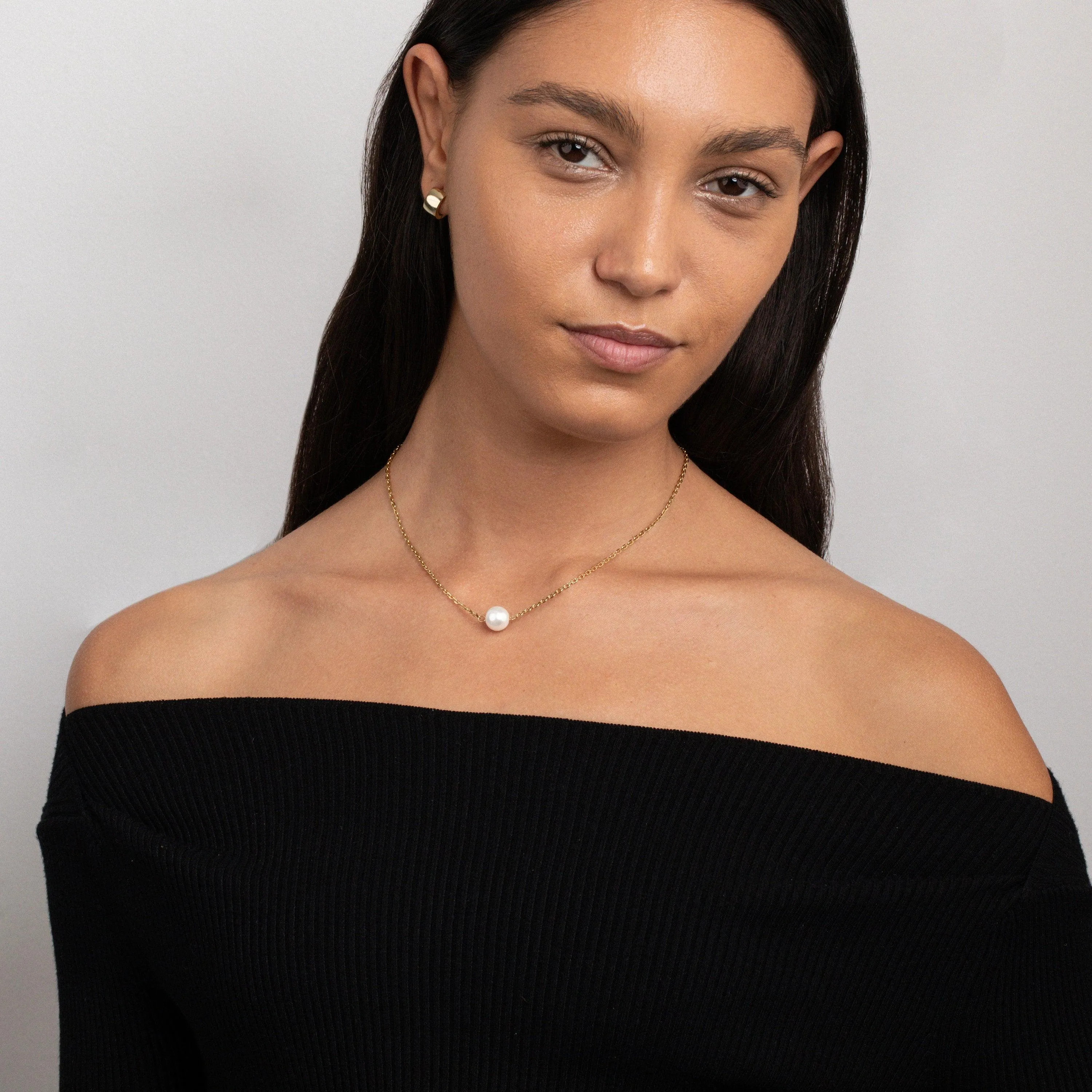 Single Pearl Necklace