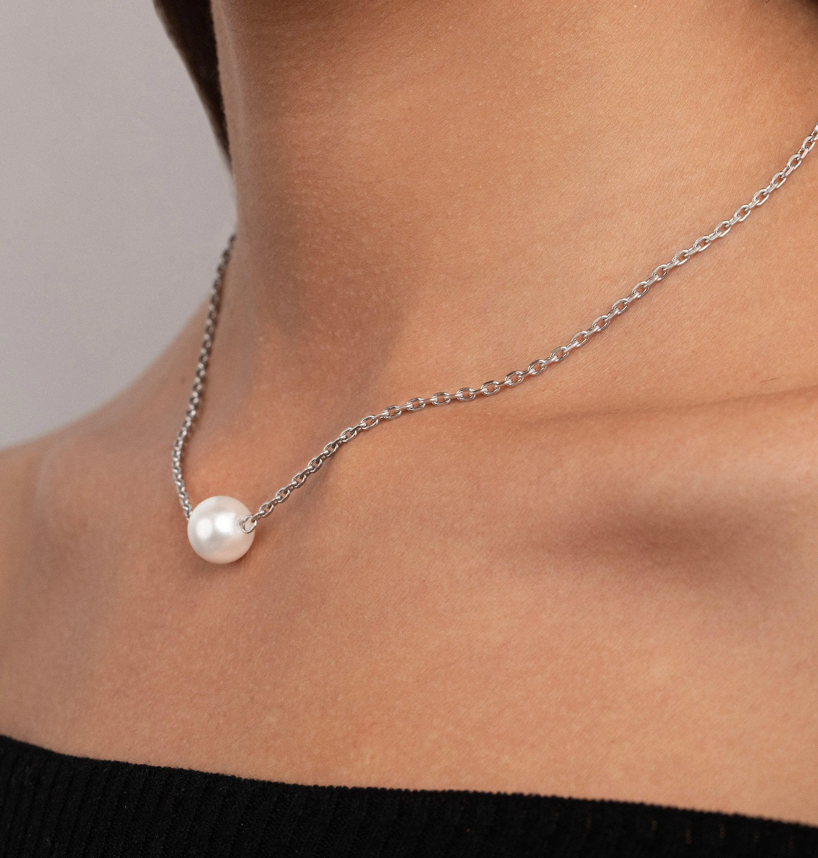 Single Pearl Necklace