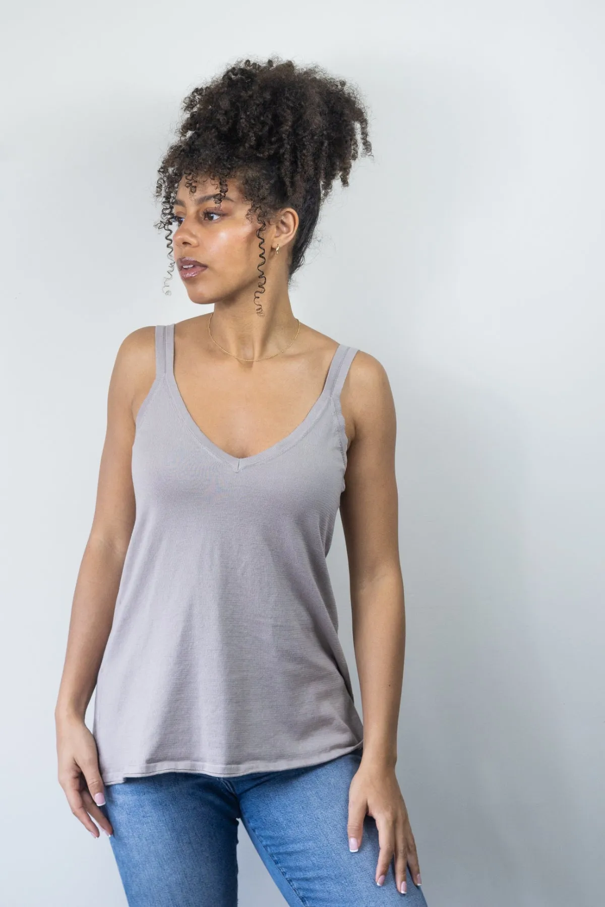 The Reversible Versatile Tank Scoop or V