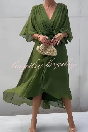 VIVIAN – ELEGANT V-NECK BAT SLEEVE MIDI DRESS 💙✨