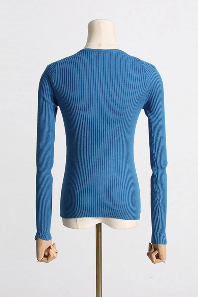 WI0101 Keyholes Cutout Knitted Shirt