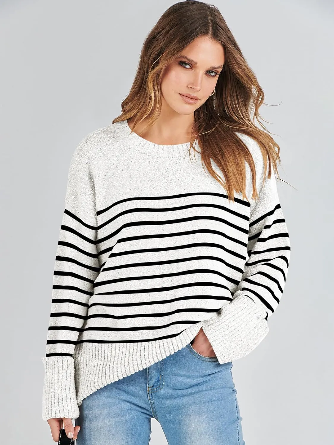 Women's Oversized Crewneck Long Sleeve Fuzzy Knit Casual Chunky Warm 2024 Fall Pullover Sweaters Top Trendy Outfits