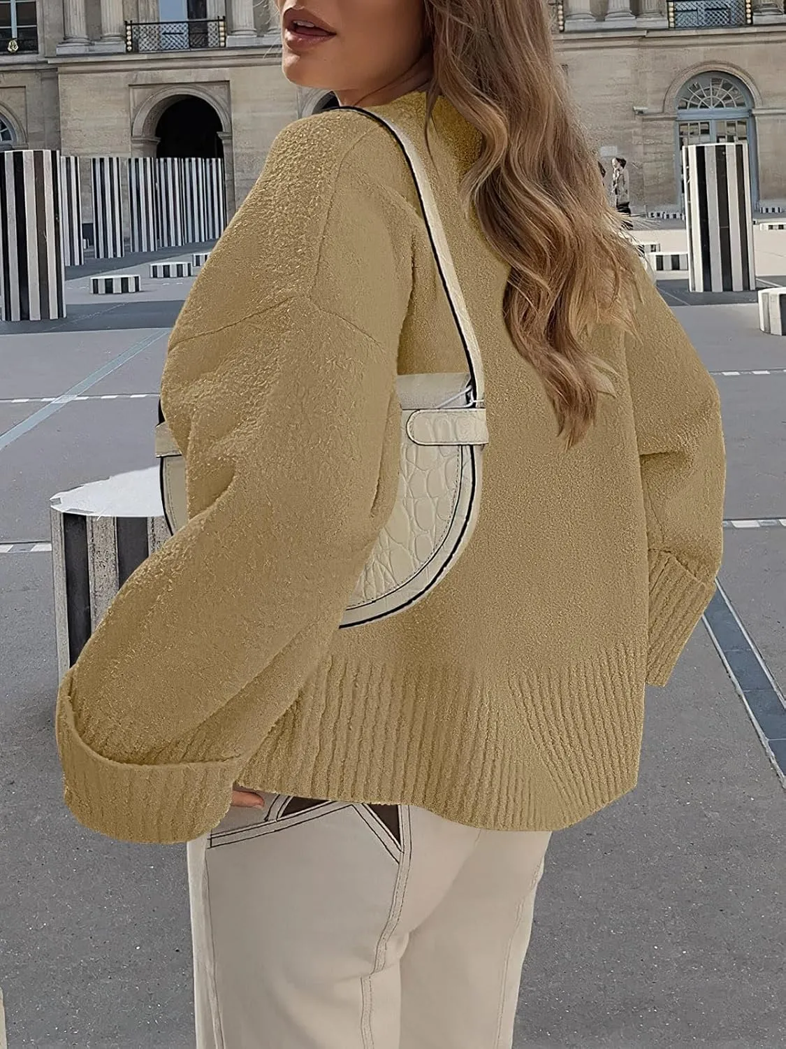 Women's Oversized Crewneck Long Sleeve Fuzzy Knit Casual Chunky Warm 2024 Fall Pullover Sweaters Top Trendy Outfits