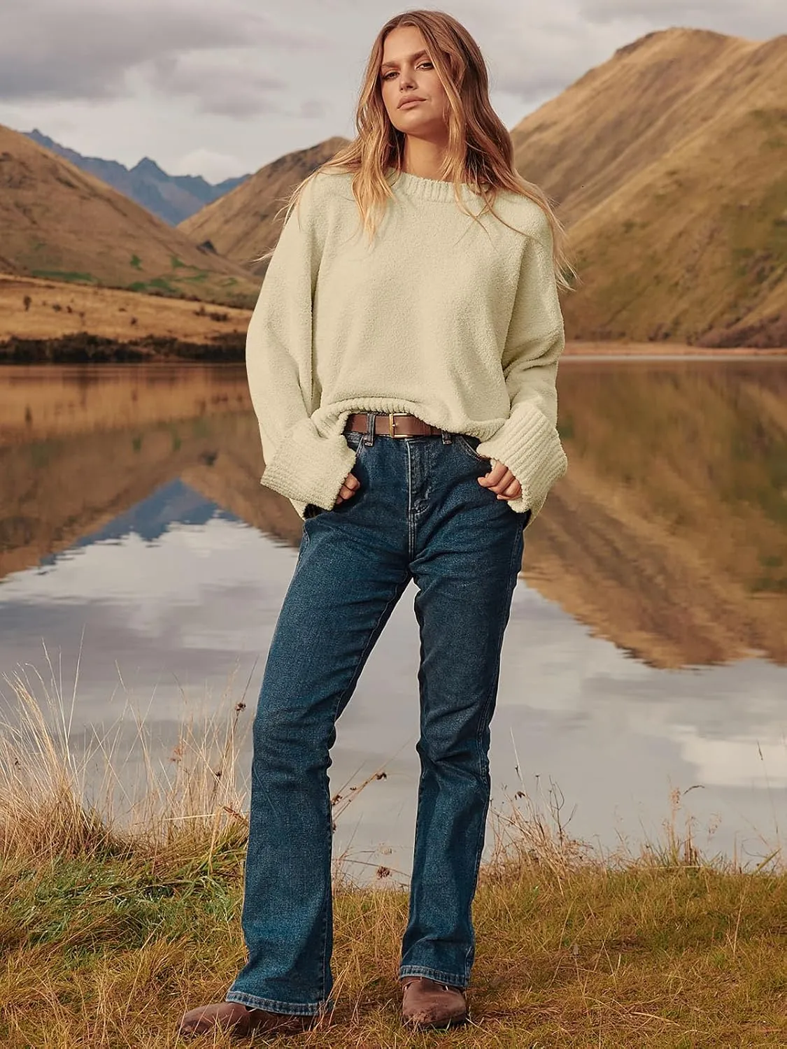 Women's Oversized Crewneck Long Sleeve Fuzzy Knit Casual Chunky Warm 2024 Fall Pullover Sweaters Top Trendy Outfits