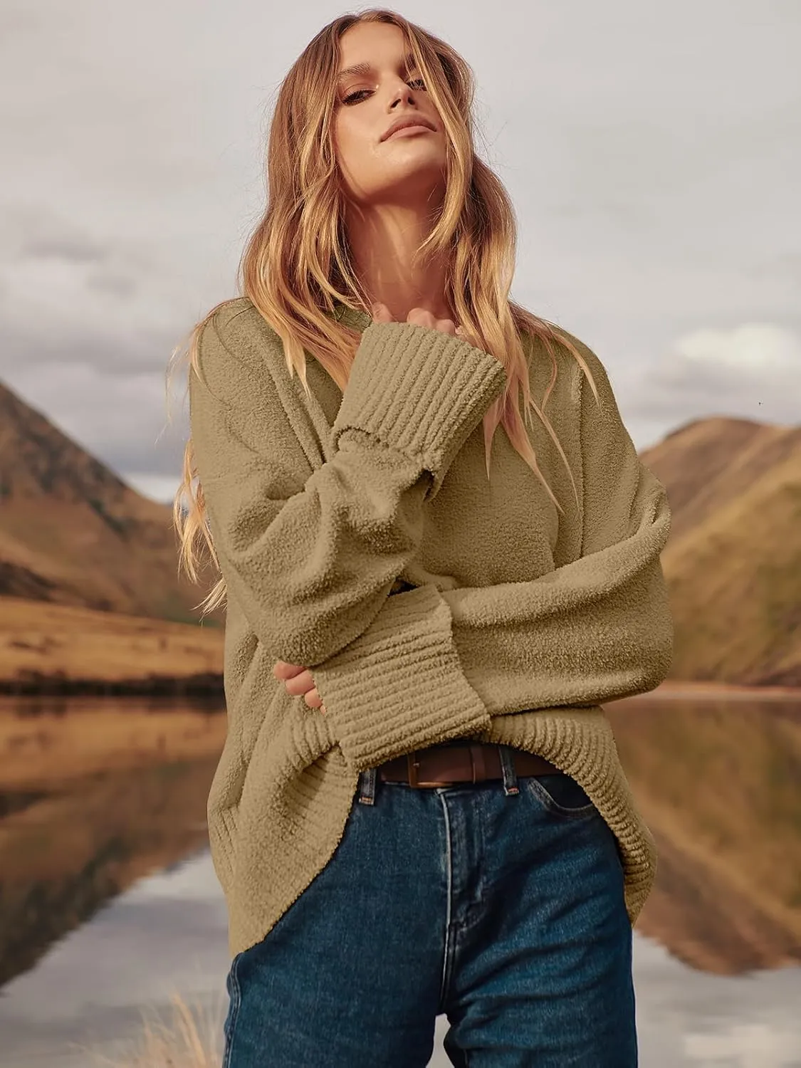 Women's Oversized Crewneck Long Sleeve Fuzzy Knit Casual Chunky Warm 2024 Fall Pullover Sweaters Top Trendy Outfits
