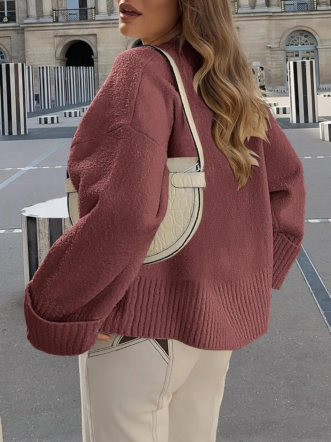 Women's Oversized Crewneck Long Sleeve Fuzzy Knit Casual Chunky Warm 2024 Fall Pullover Sweaters Top Trendy Outfits