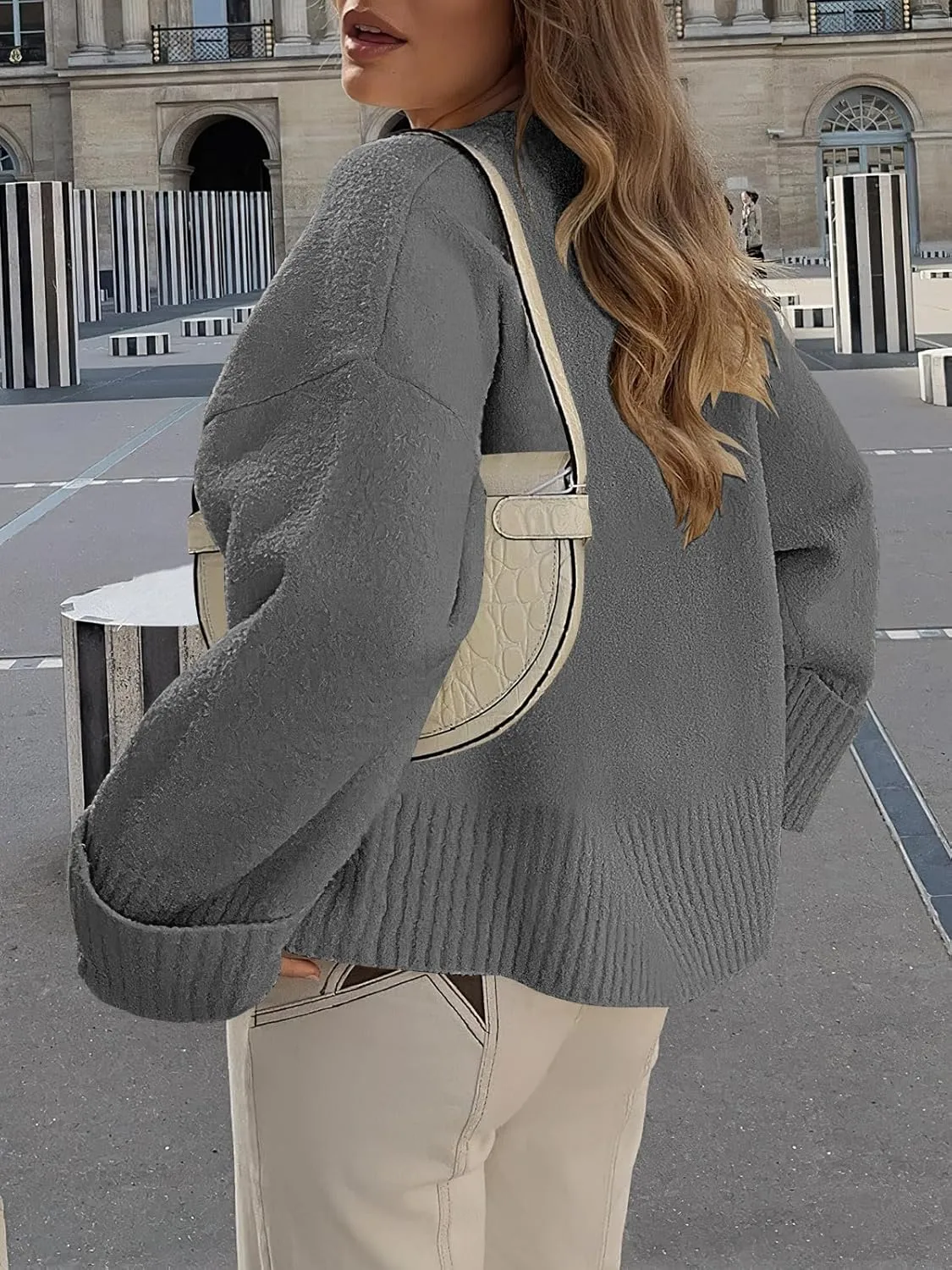 Women's Oversized Crewneck Long Sleeve Fuzzy Knit Casual Chunky Warm 2024 Fall Pullover Sweaters Top Trendy Outfits