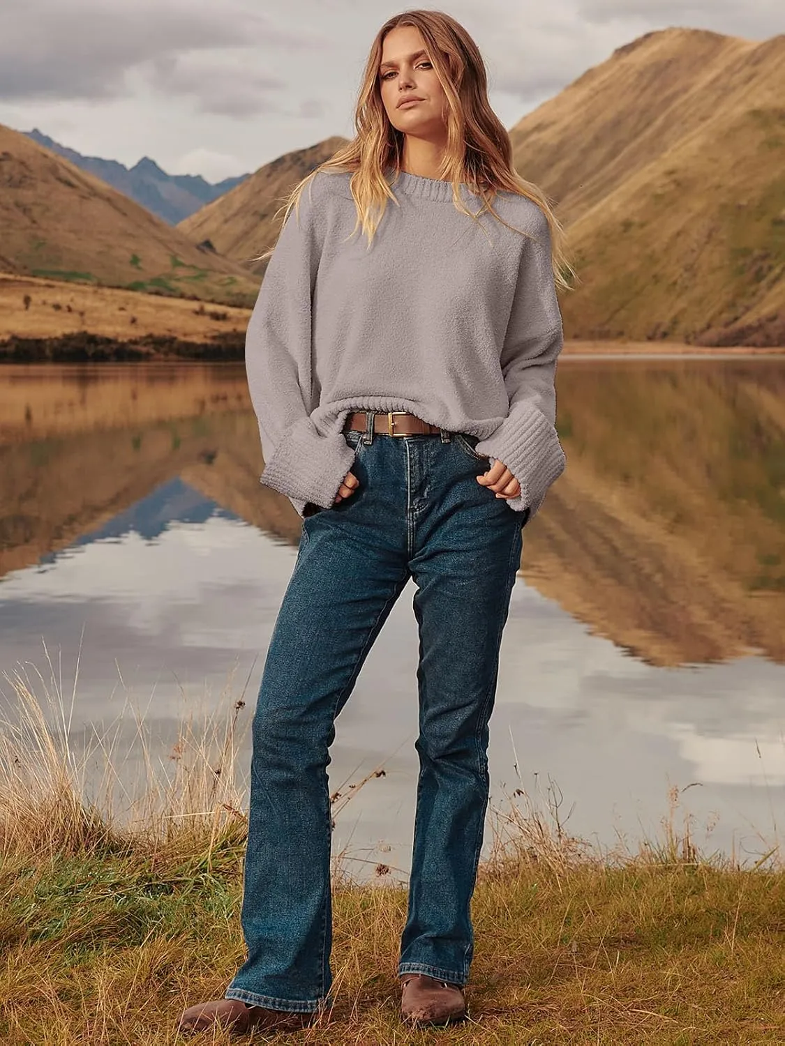 Women's Oversized Crewneck Long Sleeve Fuzzy Knit Casual Chunky Warm 2024 Fall Pullover Sweaters Top Trendy Outfits