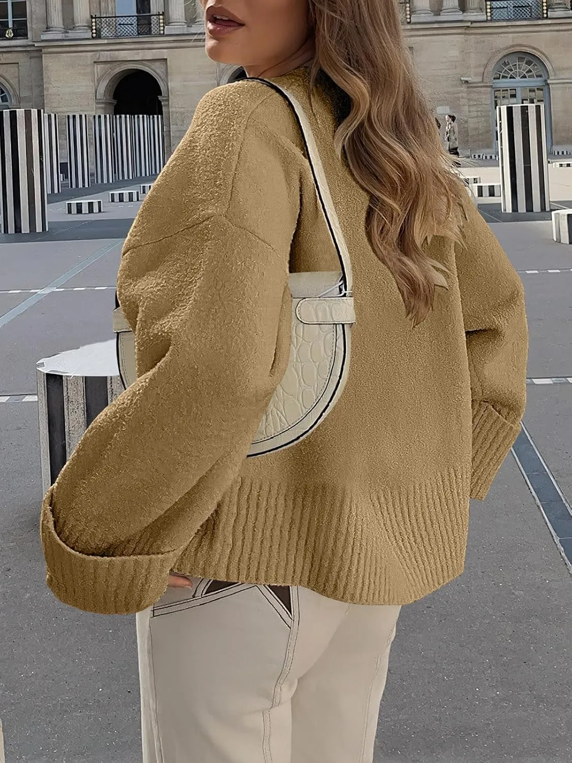 Women's Oversized Crewneck Long Sleeve Fuzzy Knit Casual Chunky Warm 2024 Fall Pullover Sweaters Top Trendy Outfits
