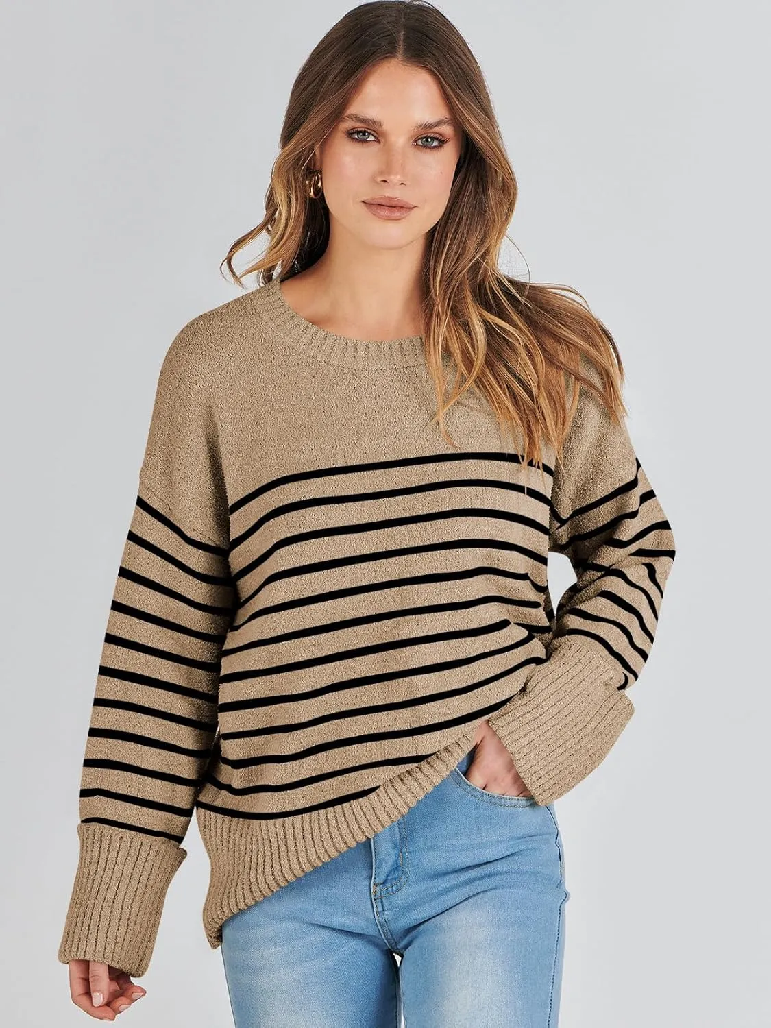 Women's Oversized Crewneck Long Sleeve Fuzzy Knit Casual Chunky Warm 2024 Fall Pullover Sweaters Top Trendy Outfits