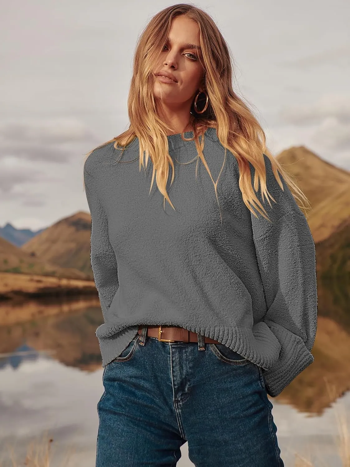 Women's Oversized Crewneck Long Sleeve Fuzzy Knit Casual Chunky Warm 2024 Fall Pullover Sweaters Top Trendy Outfits