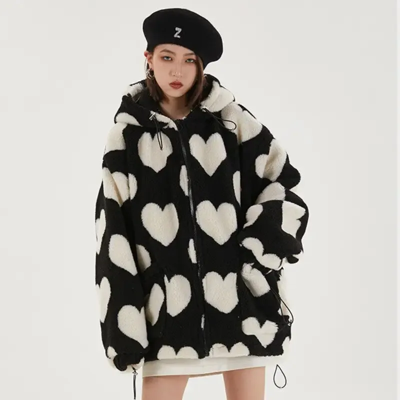 Y2K Heart-Shaped Jacket for Retro Style and Comfort